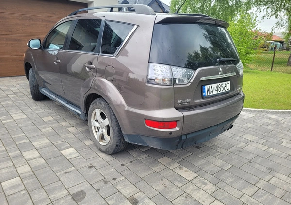 Mitsubishi Outlander cena 32000 przebieg: 241865, rok produkcji 2011 z Warszawa małe 137